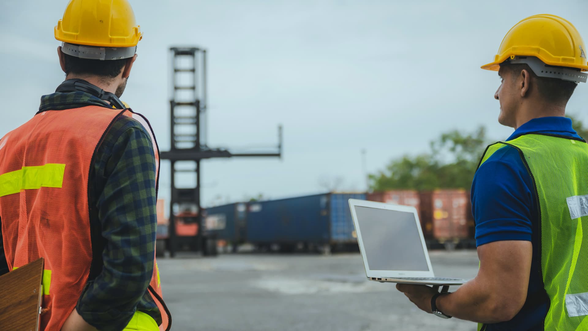 Rail Health & Safety Jobs (A Guide)